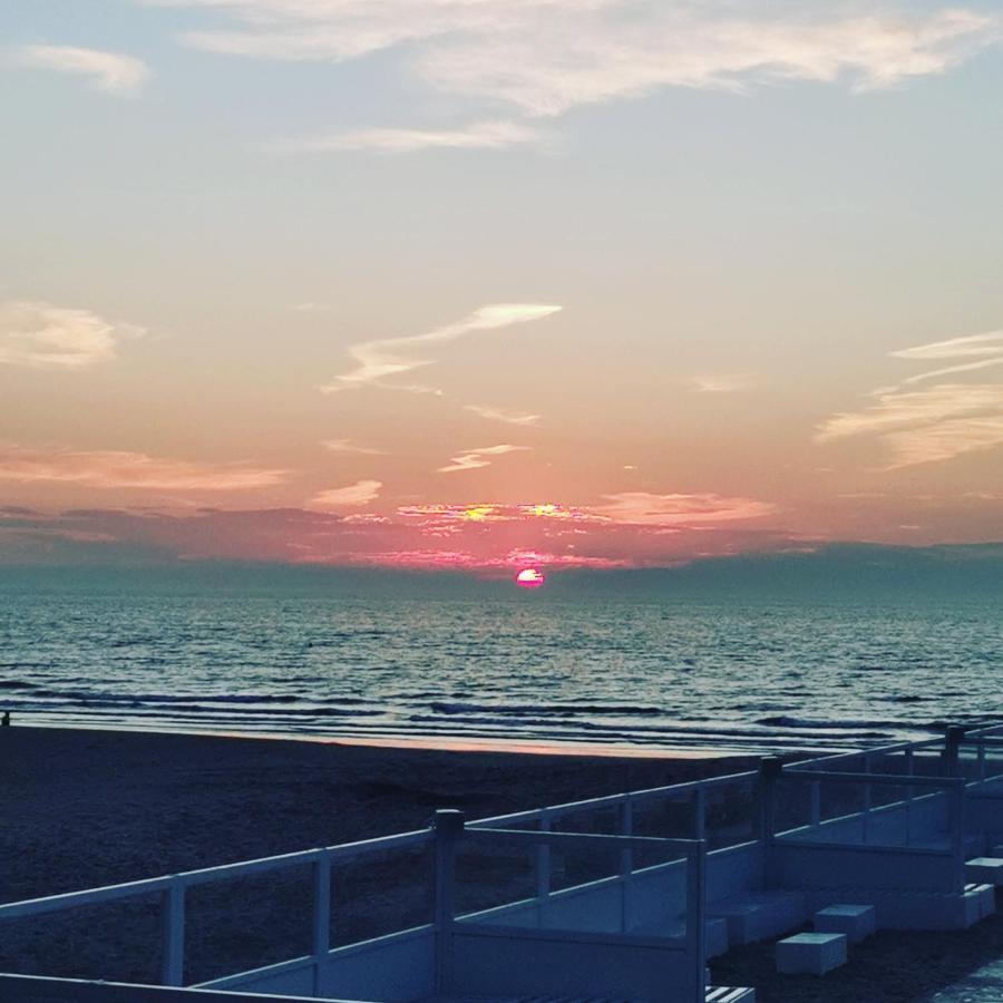 Apartmán Studio De Strandloper Met 1 Zetelbed En 1 Bedkast Middelkerke Exteriér fotografie